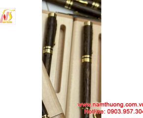 Bút trầm hương 06