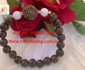 Vòng tay trầm hương NT