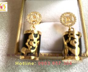 Bông tai trầm hương