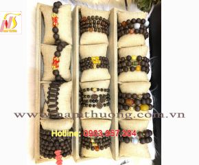Vòng tay trầm hương NT