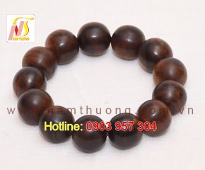 Vòng tay trầm hương NT 10