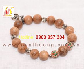 Vòng tay trầm hương NT 6
