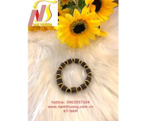 Vòng tay trầm hương NT