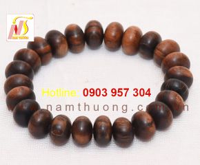 Vòng tay trầm hương NT 18